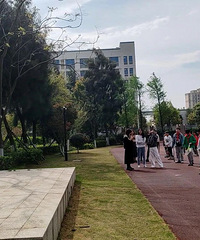 ���ä����2��Ԫ�ֽ� �����꼶����ѡ��������......