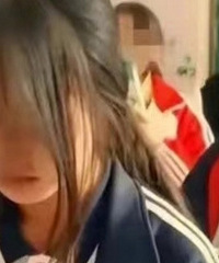 ����Ů������������ҳ��ù������Ƿ��Լ�����ӵķ��ͣ�