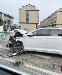 �⳵ײ�ĺ�������226ʡ����