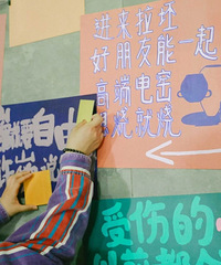 ����һ����̨�ݣ���ȫ����Զ�������