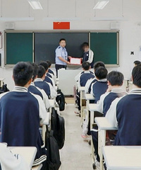 �࿴�����ۣ�����������̨������ѧ��������