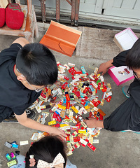 ���ڲ����а������ˣ����������Ƭ�ˣ�