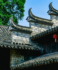 ������죬�������������������Խ���������