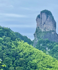 �ַ�ͩ��ʢ�������������ɾ�