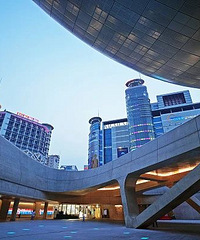 ǿ���й��ο͹����һ��������