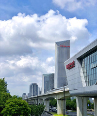 ���н�����ֵ�Ǻ������Ӽ�ֵ�ߵ͵���Ҫָ�ꡣ