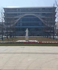 ̨������ѧУ����������