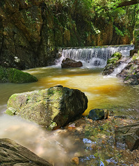 ʯ��Ͽһֱ��ѿ��ţ��м������������ʧ����