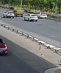 ̨��һ���ӹ����Ƶ���ʮ���׻�����������