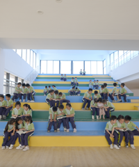 ǣ�ֺ���ѧ��Сѧ | ʼ���������Ͷ�ʽ�2�ڵ�ѧУ����������