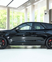Tesla Model Y ���ʽ� M5 ��һ���ôѡ��