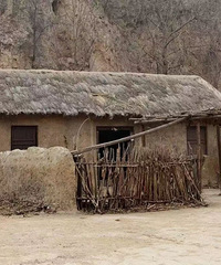 ÿ�����˰���ҩ������С����·�м���ʲô������