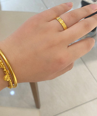 ������ʵ�ĵĲ����ױ��Σ��������һ�ڼ۱���