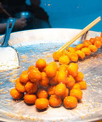 ̨���˵���ҹʳ�ã���Ȼ��ƽ��С�Խ֣���һ�۾Ϳ�ˮֱ