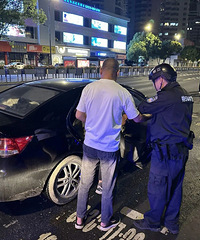 ����2�������ƺ���·����˯����������Ѳ�ؾ�