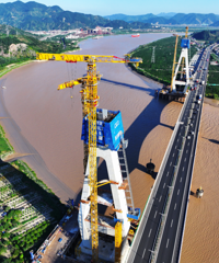 �׸�������ͨ���̨�¸�����̨�ݱ�����Ŀ���½�չ