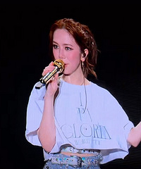 ��װ����̨����������G.E.M�������ݳ����ֳ�