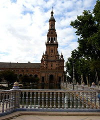 �������㳡�����ڱ�־�Խ���