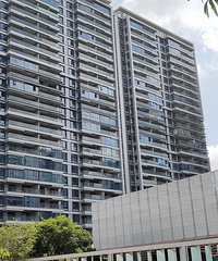 �������չ�¥��