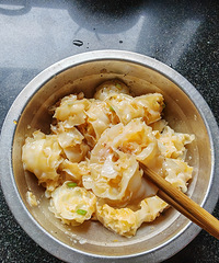 [�����ʲô]��һ�γ���ź��ζ����Ȼ��������