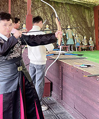 96�������Ӫ��˾�ϰ�������Ů�ѣ��з��г�