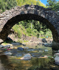 �ٺ��ҿӴ壬������ˮץ��ı���ʤ��