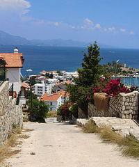 ��ǽ���ߵĴ���ǡС