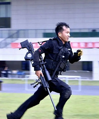 ���°����ת�;ѻ��֣�̨��С��ն������ȫ���ھ�