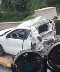 ���ң����Ŷ�ײû��