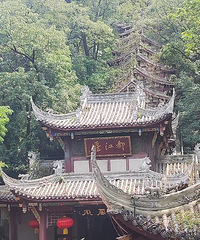 ��������֮����ƪ�������ߣ����Թ����ǻۣ�������ʷ��ζ