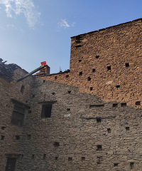 �Ӷ����߱�����ƺǼկ��ʱ��·�����һ�̷����˽Ų�