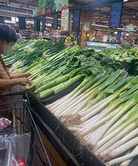 �۸���ǣ�̨���ϰ�ֱ�ԣ����ڸ����Ͳ��𣬽��۾��ڡ�