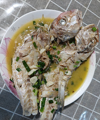 ��Щ�˶���̨�ݵļҳ��ˣ�ÿһ���˶��ܺó�