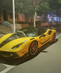 ��������ڽ�����������������̫Ư����