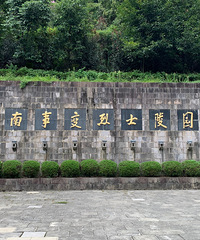 ����-���ϴ�����