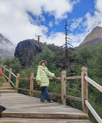 �����Ƕ���Ⱥɽ���������ƣ���һ����������