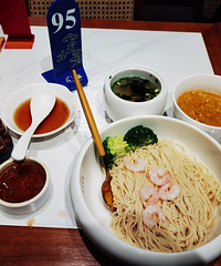 з��Ϻ�ʰ���