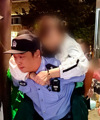 �·�̨�ݣ��ο�ͻ�����⣬��������߽�200��