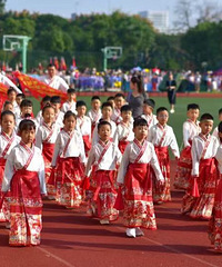 ���ڵ�Сѧ�˶���Խ��Խ����