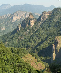 ������ӥչ�ḩ�ǹ����һ�߽����㲽�������-�ٸڼ��