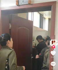 ����Ů�����вޡ������飡�����������Σ���������ס