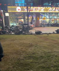 ������С��SU7����Ħ�г�Ⱥ��Լ��쭳���������ֵ�����