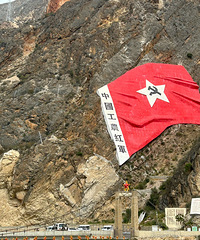 �����ڵ�÷��ѩɽ�����ս�ɽ�����죬һ·�羰���绨