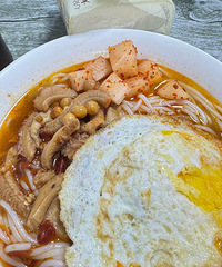 ������ɽͬ���׷ۣ�ţ�Ƿ���ó�