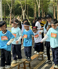 ����������