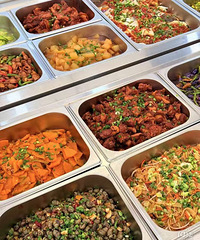 ���ҿ�͵꣺�����ǣ����Ǿ���ǰ����Σ�