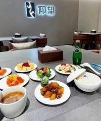 ���ǵ����¼���Ʒ�ƣ�4S���ṩ����ʹ�һ��