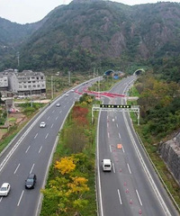 ������ɣ���ʽͨ����