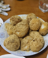 ������Ȼ�������ˡ�����Բ���ˣ�մ�ϻƶ��ۺͺ��ǣ��ɺó���