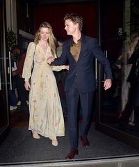 39����˹������ǰ�ޣ�˦���׸�ȥ���������������˵���ڸ��Ҹ�